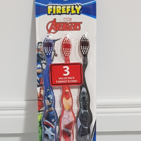 Avengers Toothbrush Set - Picture 1 of 2